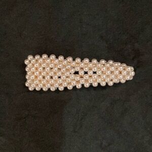 👩‍🦳 Pearl hair clip